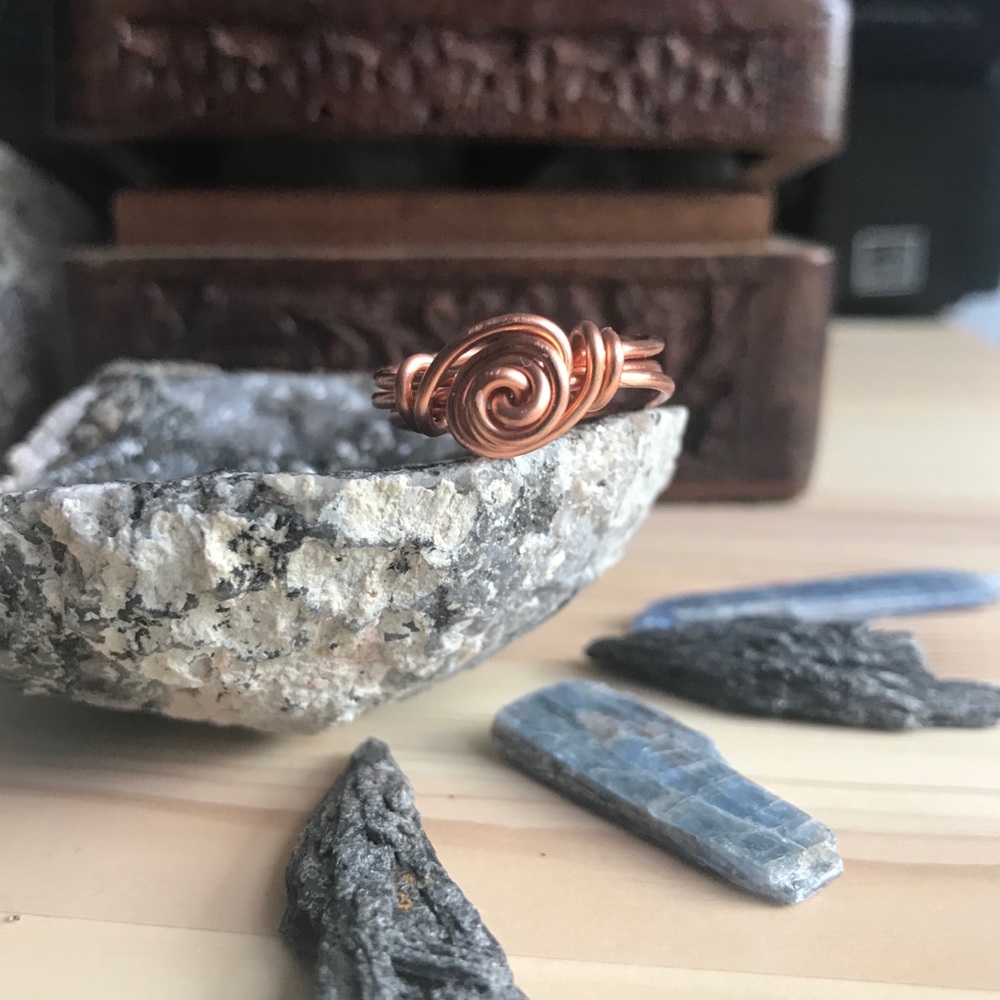 •Everlasting Infinity Knot•